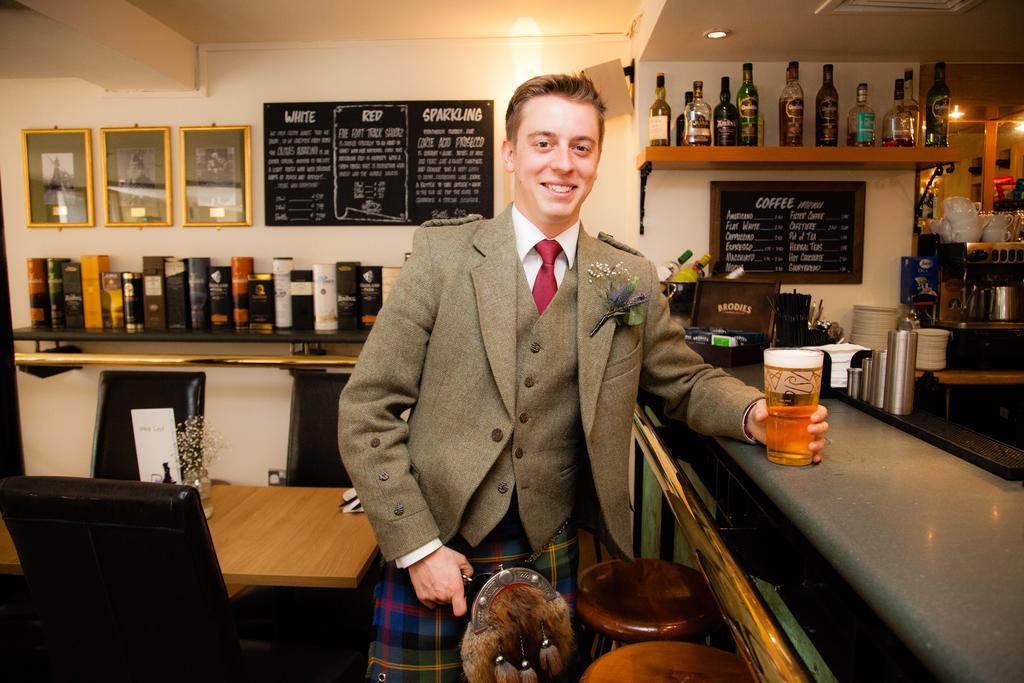 The Pipers' Tryst Hotel Glasgow Luaran gambar
