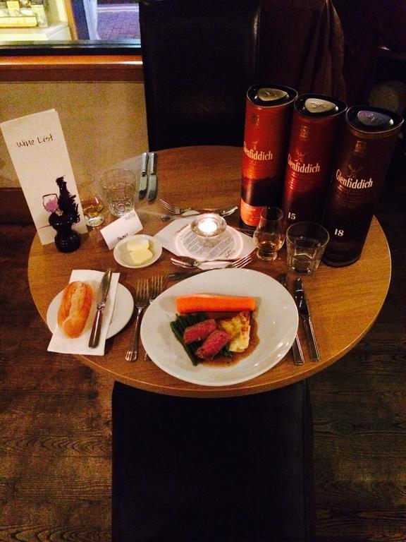 The Pipers' Tryst Hotel Glasgow Luaran gambar